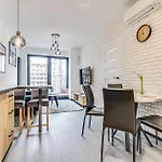 Rentplanet - Apartament Wyszynskiego